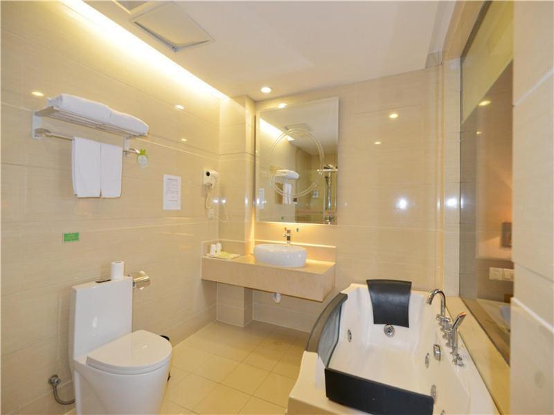 Vienna International Hotel Shanghai Pudong New District Caolu מראה חיצוני תמונה